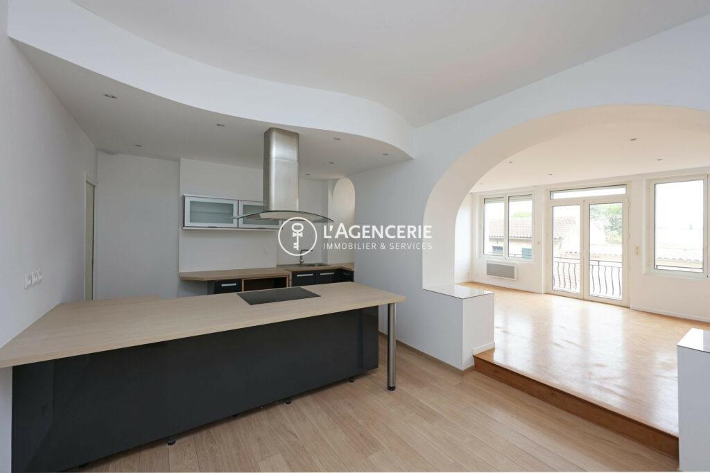 Appartement T2 refait à neuf