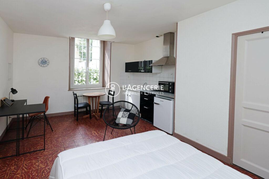 Appartement studio meublé