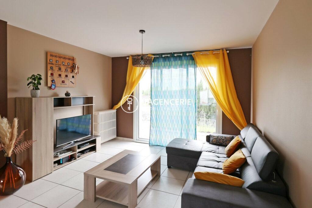 Appartement T3 meublé LESCURE D’ALBIGEOIS