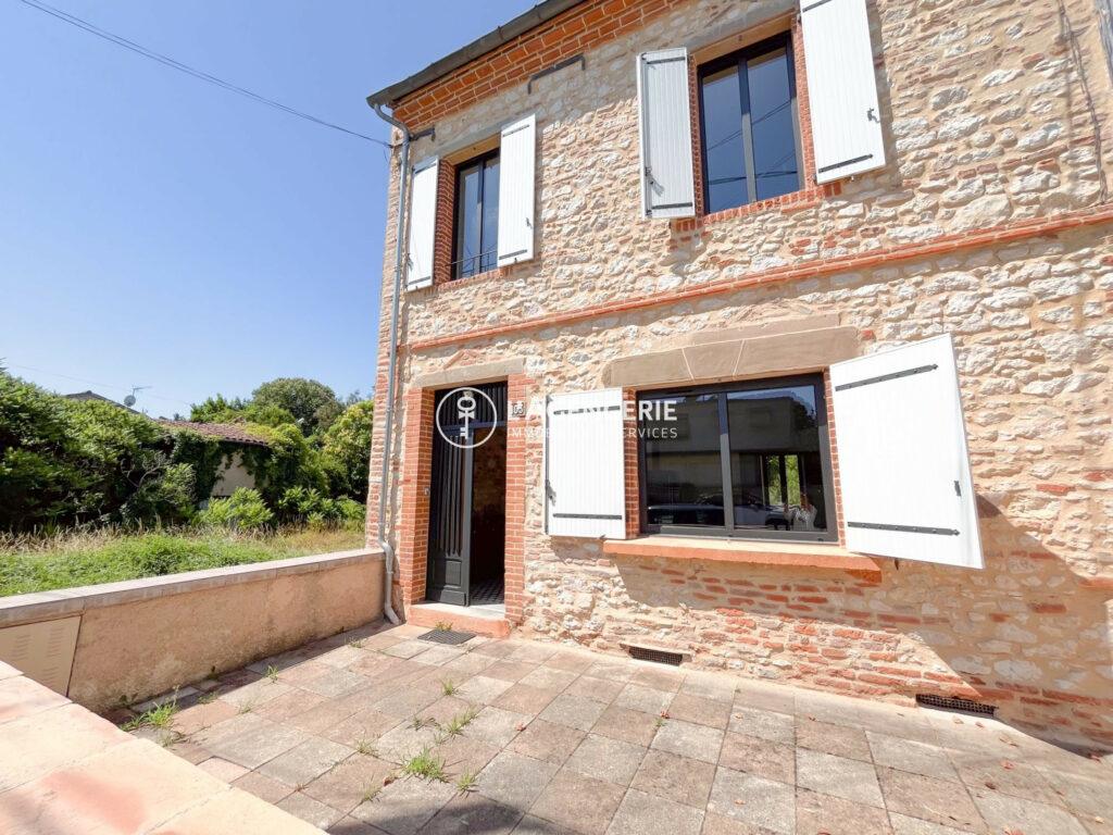 Maison T3 entièrement meublée, terrasse et jardin