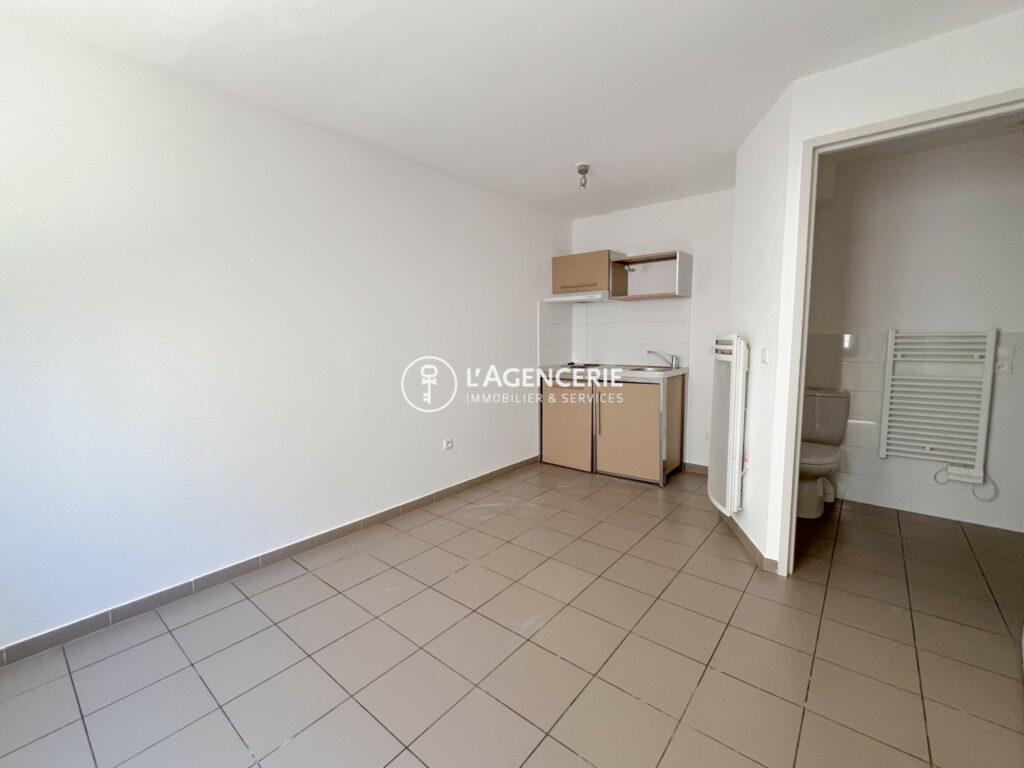 T2 Duplex 33 m² avec terrasse et parking sécurisé