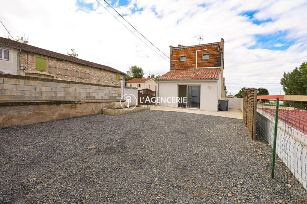 Maison T3 Cour et Cave