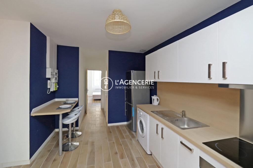 Immeuble à vendre Saint-Juéry