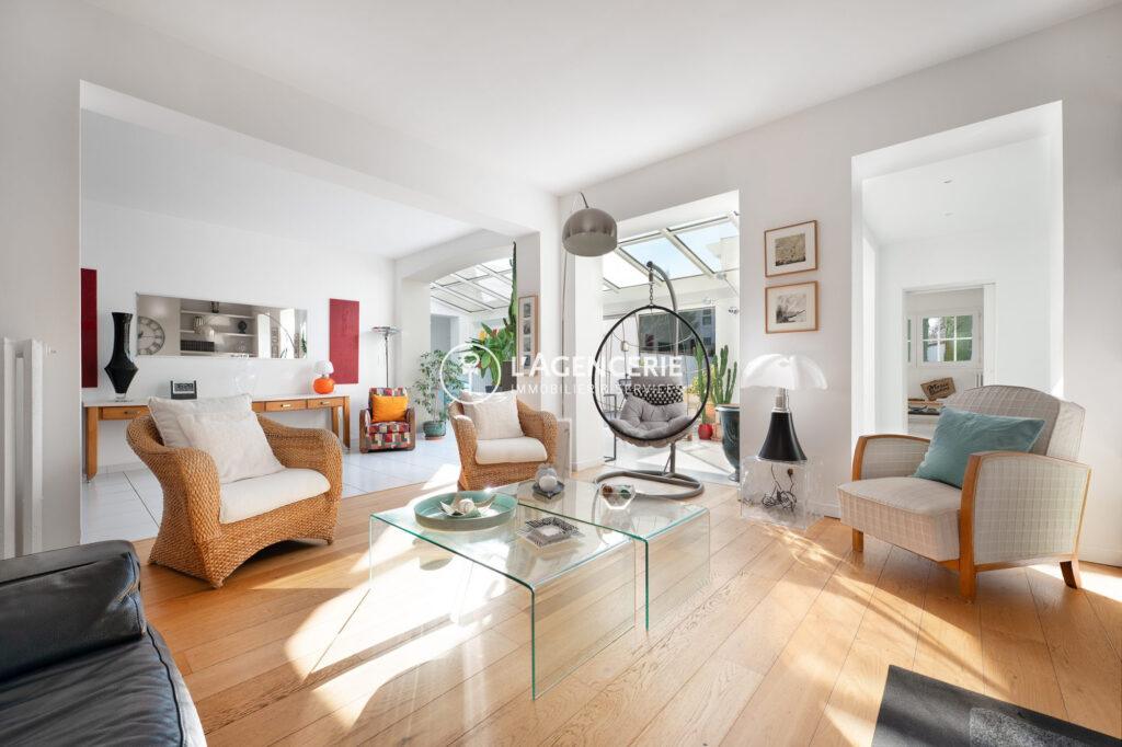 Belle contemporaine, proche du centre-ville d&rsquo;Albi