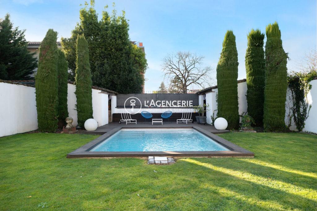 Belle contemporaine, proche du centre-ville d&rsquo;Albi