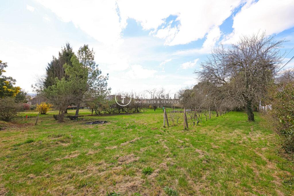 Terrain constructible