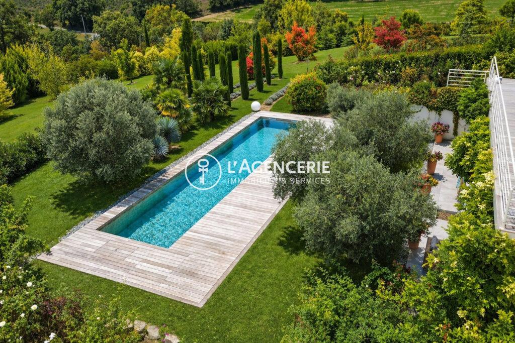 Propriété de prestige au cœur du Triangle d’Or