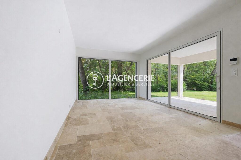 Maison T2 calme jardin terrasse parking