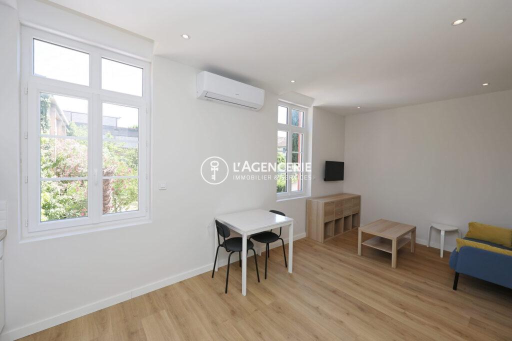 Appartement T1 bis neuf, meublé