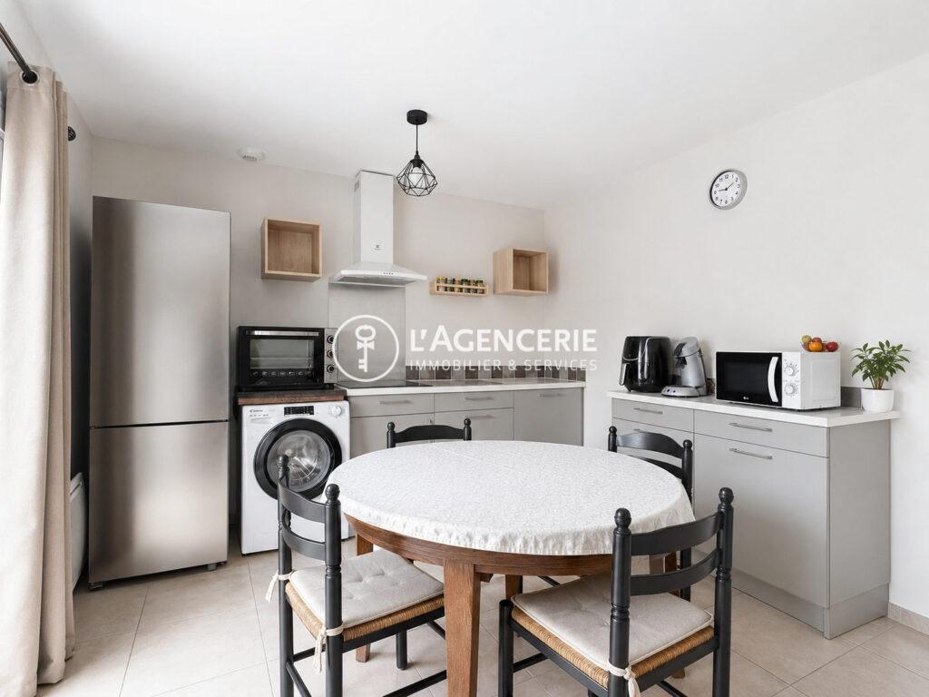 Appartement T3 terrasse parking