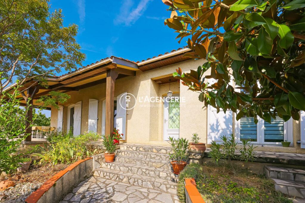 Maison 4 chambres avec sous-sol et garage